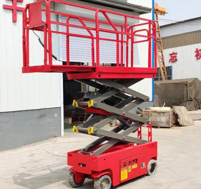成都移动剪叉式升降机